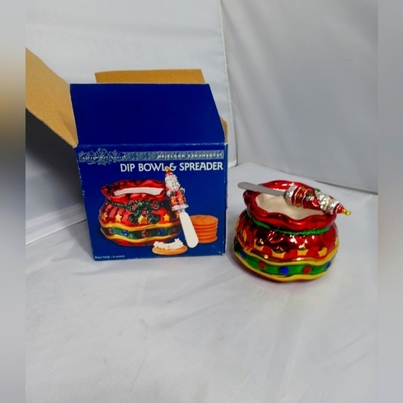 DEEP BOWL& SPREADER. HEIRLOOM ORNAMENTS - Picture 1 of 3